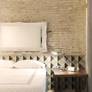  Apartment Architecture & Design In Triana Spain